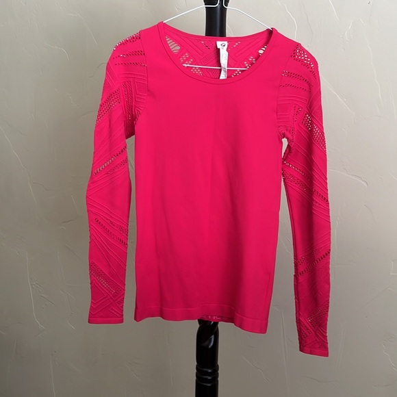 Fabletics- Isabella Seamless L/S Top XS Strawberry - Picture 4 of 7